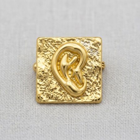 Gold brooch